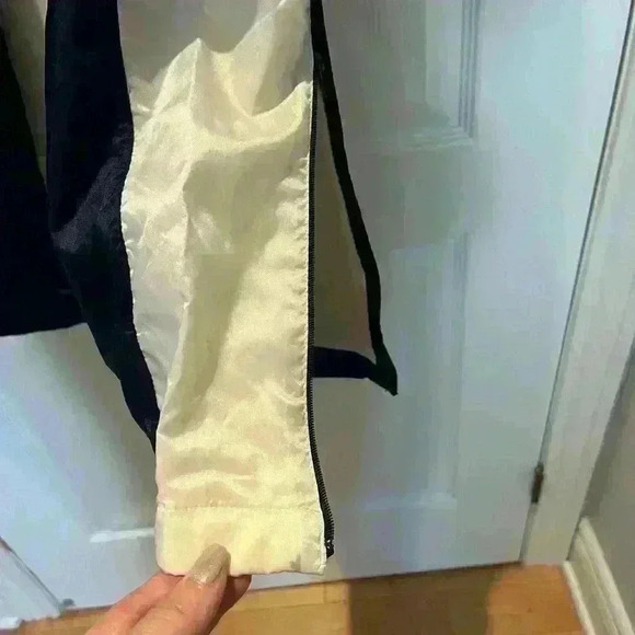 Vintage from the  80’s Adidas Mens Blue Track Pants Fully Lined Size Large - Picture 6 of 16